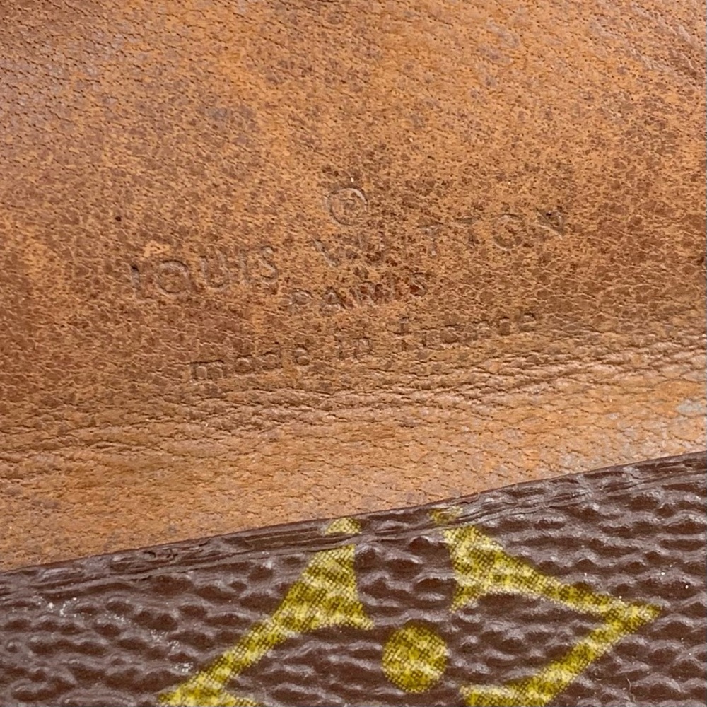 Louis Vuitton Rare 1970s Bifold Wallet - Picture 9 of 11